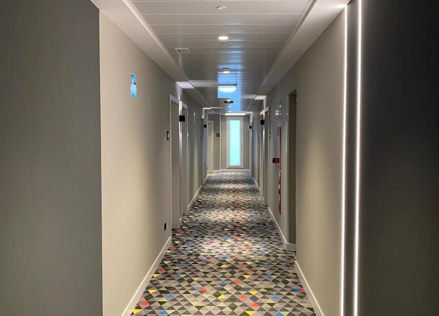 ***  Отель Hampton By Hilton Malaga Martiricos Испания
