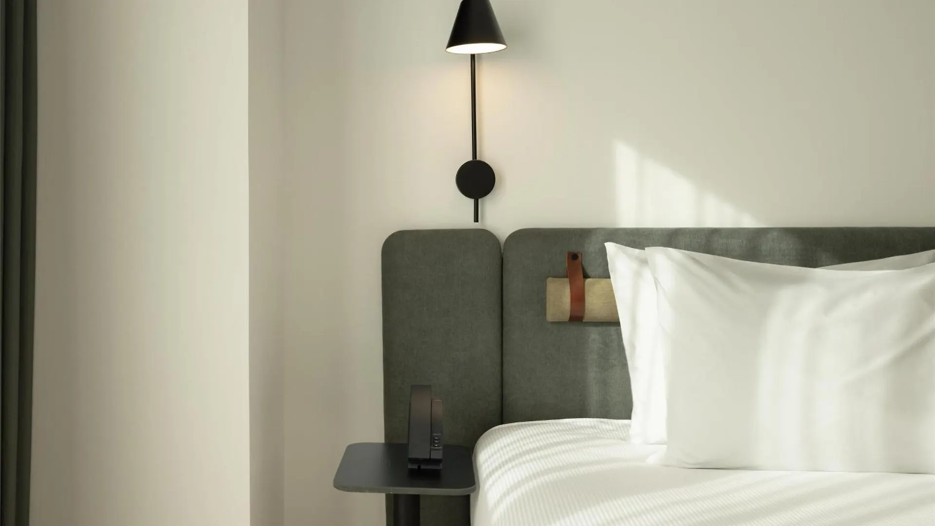 מלון Hampton By Hilton Malaga Martiricos